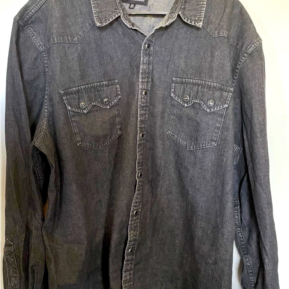 Classic Black Distressed Denim Jean Jacket with Collar